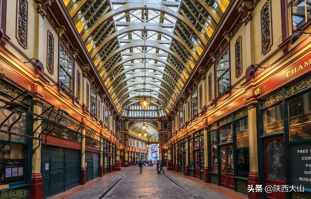 公寓产权40年到期后交多少钱续费,商铺产权到期怎么办