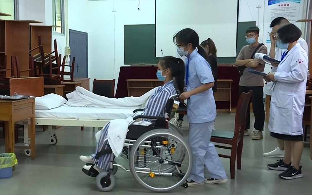 耳鼻喉治疗期间注意五原则,耳鼻喉疾病对青少年的危害