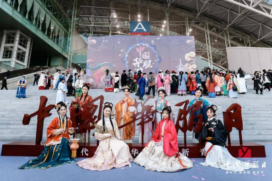 迪奥抄袭马面裙如何保护,迪奥马面裙风波背后的问题