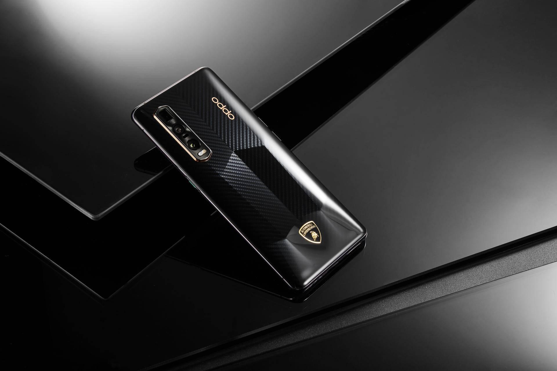 跨界做手机有哪几家,手机厂商纷纷推出高端手机