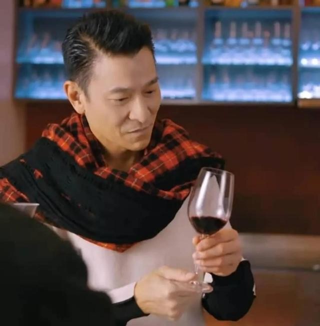 消失、造假、被封杀，2021直播行业大瓜盘点