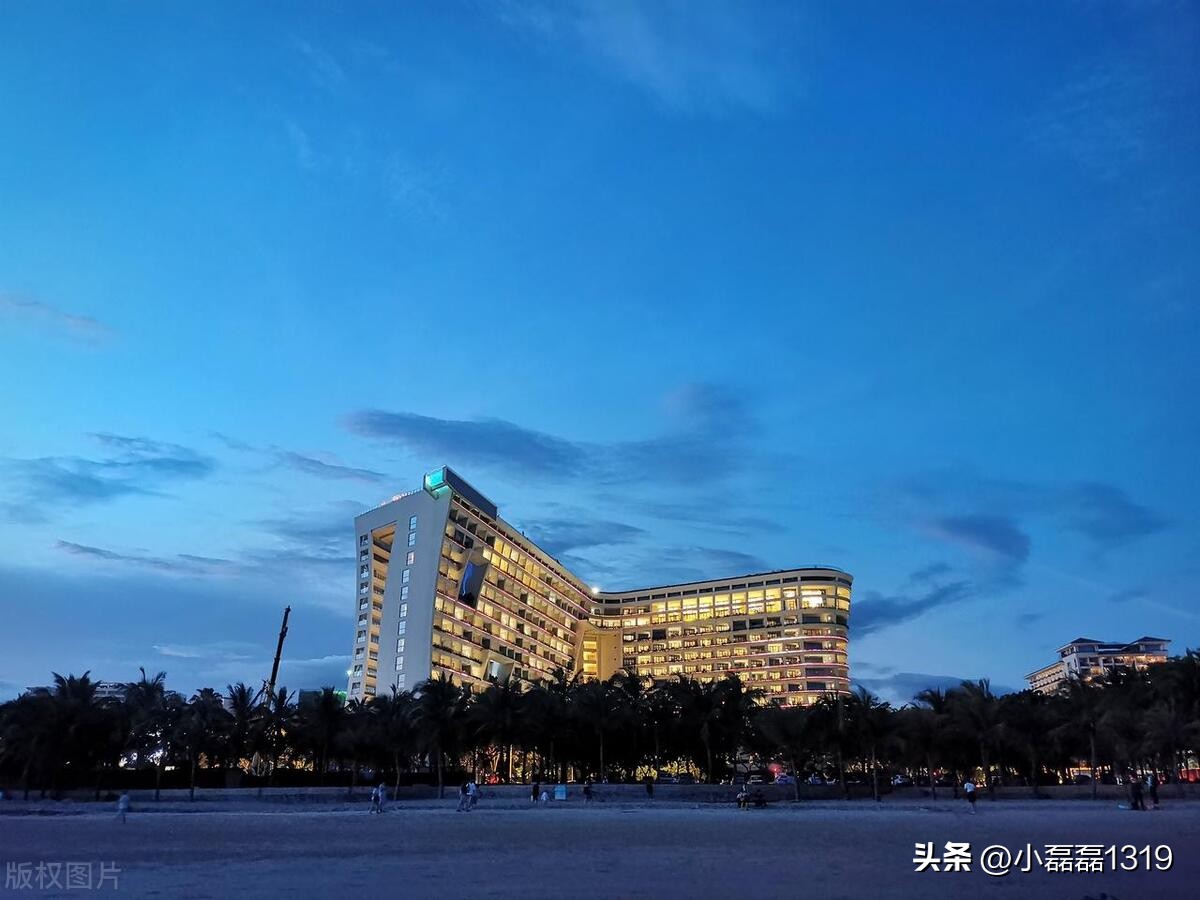 三亚哪些酒店比较好玩呢,三亚嘉佩乐酒店住一晚真实多少钱