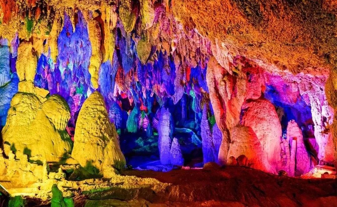 云南昆明有哪些景点值得去,云南昆明旅游必去十大景点