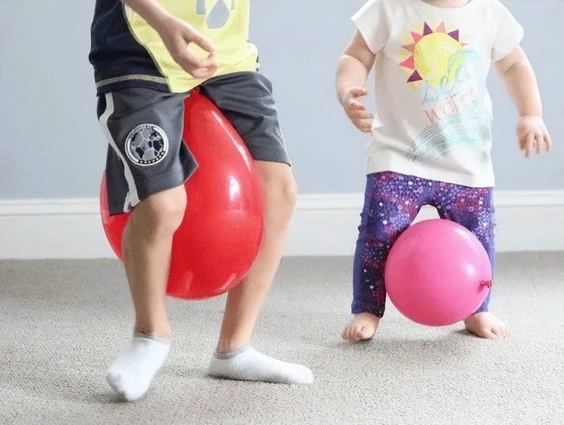 适合在家玩的亲子游戏推荐,亲子游戏宅家带娃看我有新招