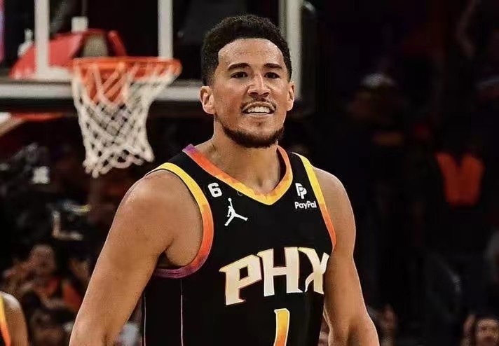 给谁都不换！盘点现役十大非卖品球员：次轮秀成基石，詹库上榜