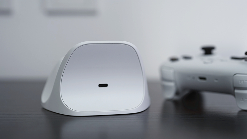 八位堂猎户座青春版手柄无死角,八位堂猎户座手柄和pro测评