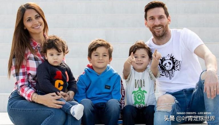 梅西足球奖手表 (梅西金球纪念手表)