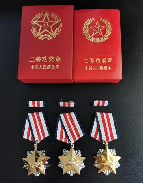 部队三等功勋章能补发么,在部队立功个人档案有通令吗