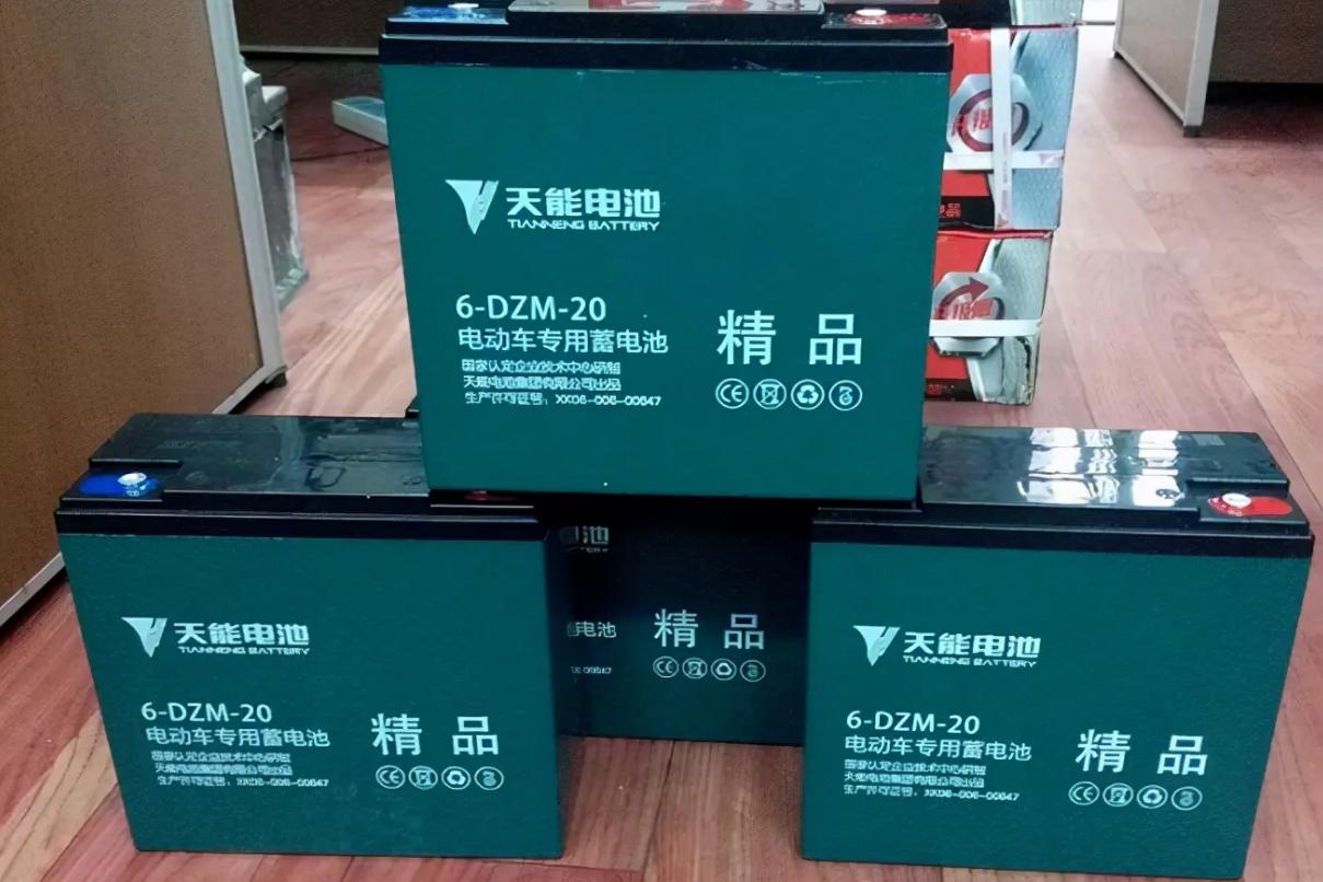 电动车电池品牌天能和超威哪个好,电动车电池买超威还是旭派