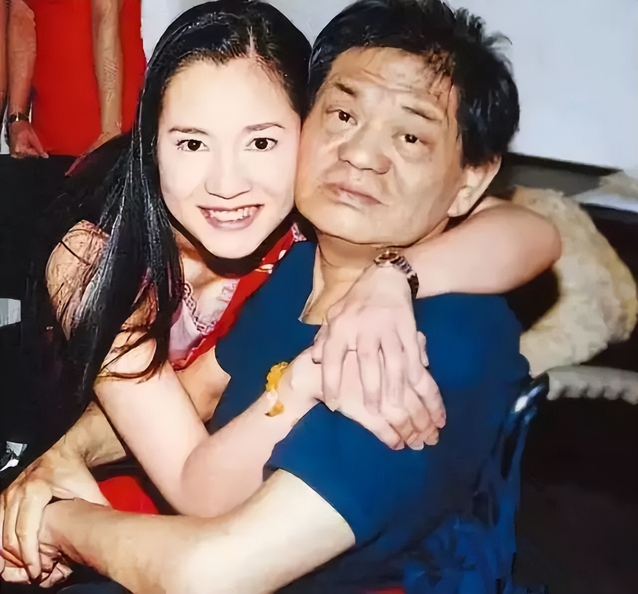 抑郁症跳楼致死的明星,8位因跳楼身亡去世的明星