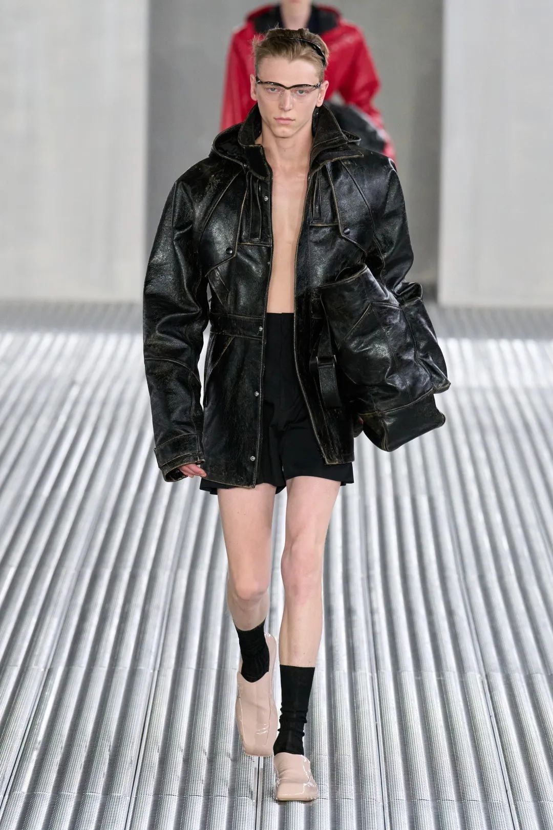 prada2024春夏男装时装秀明星,prada2024早春新款