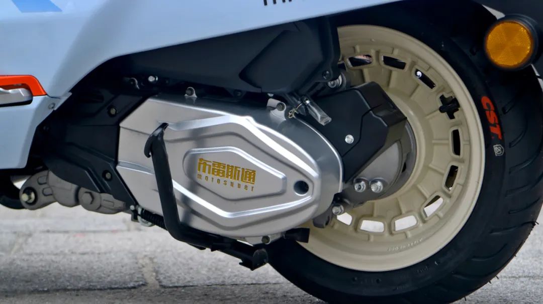 国产“姜戈”来了，布雷斯通漫卡150发布，配置挺高