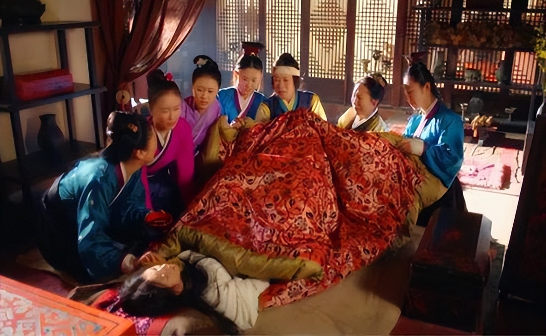 古代女子接生为什么接生婆喊烧水,古代女人接生为何要烧热水