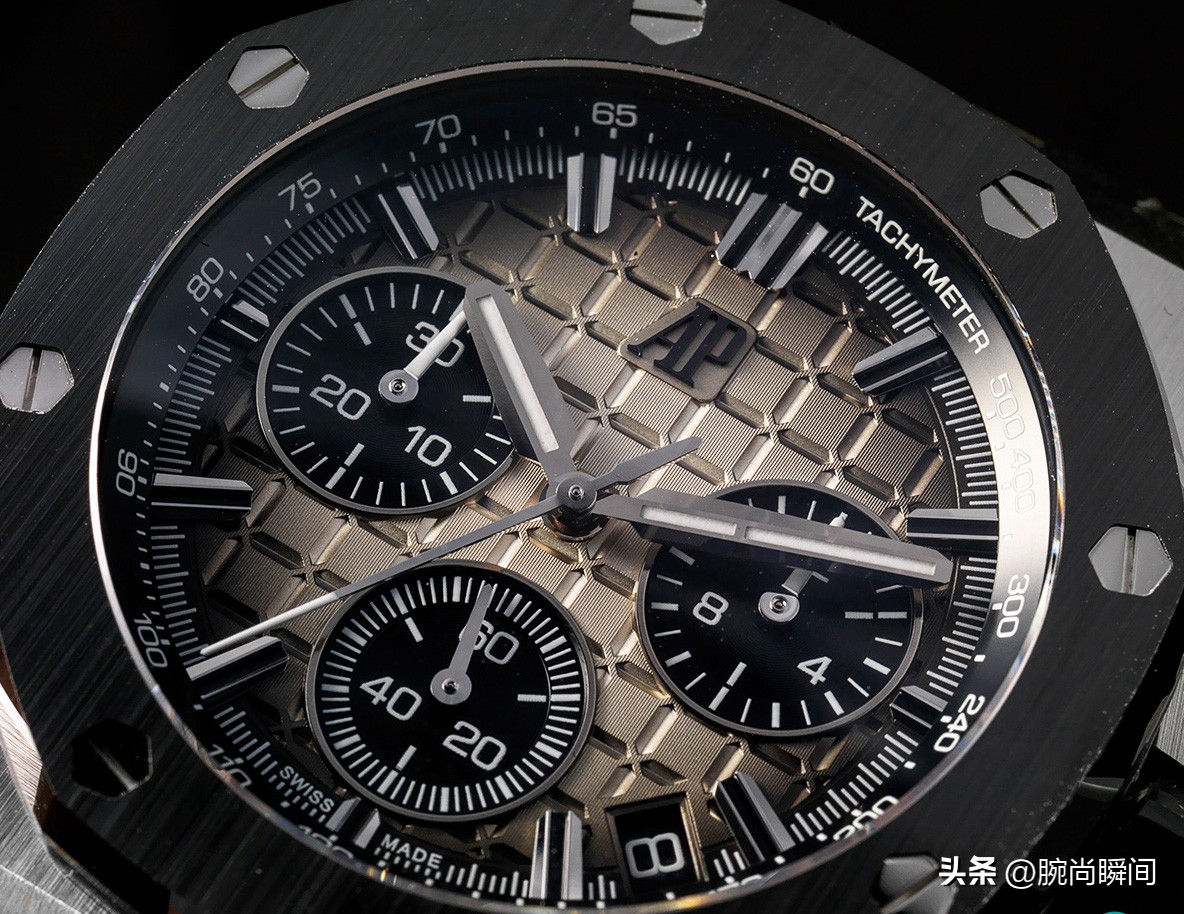 皇家橡树爱彼离岸43毫米 (爱彼ap26703 皇家橡树离岸型42mm橙色)