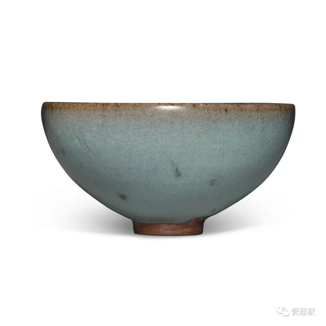 苏富比瓷器秋拍 (苏富比19年香港瓷器春拍)