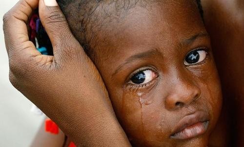 故事:非洲22岁小伙吃沙子上瘾,一天要吃五斤,身体发生怎样改变