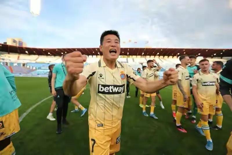 武球王失单刀西班牙人,武球王回归视频