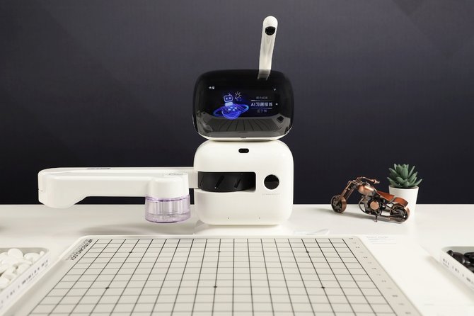 商汤科技发布下棋机器人,商汤科技的下棋机器人