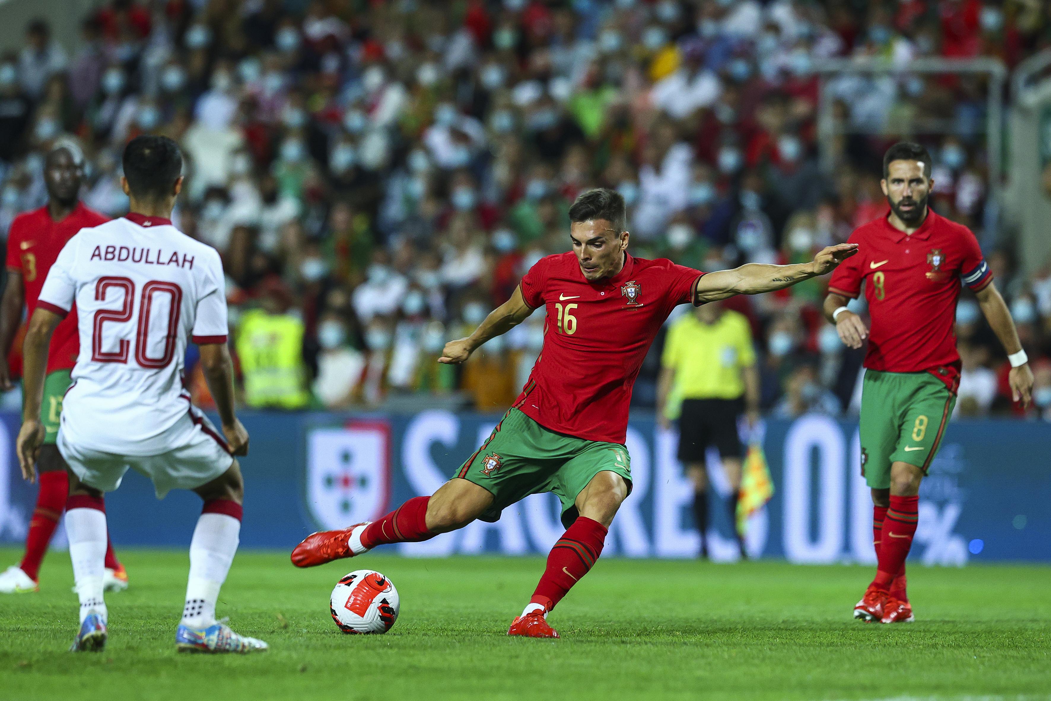 2022卡塔尔世界杯官方鞋,2022卡塔尔足球鞋