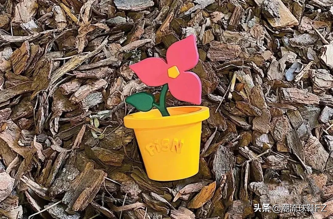 阿迪三叶草sw联名,阿迪三叶草联名款nmd