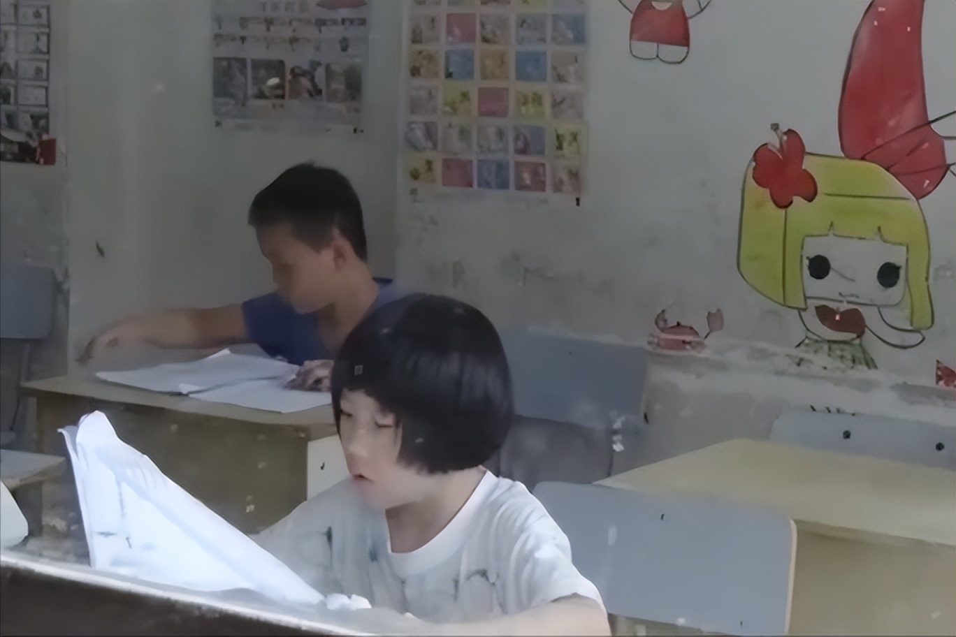 90后聋哑情侣,90后小夫妻异地恋