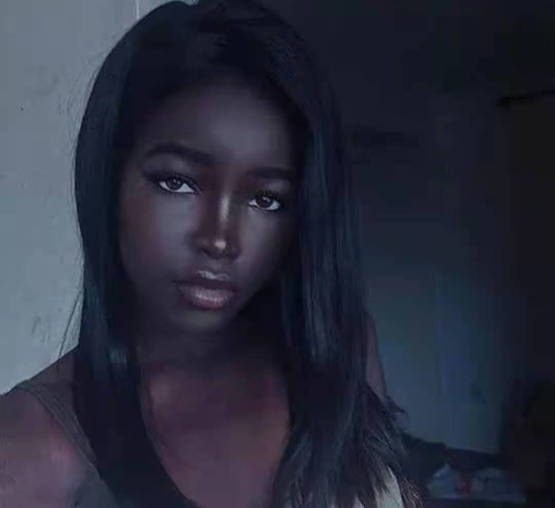 曾经火爆全球的“黑珍珠”有多美？无数富二代排队，对她展开追求