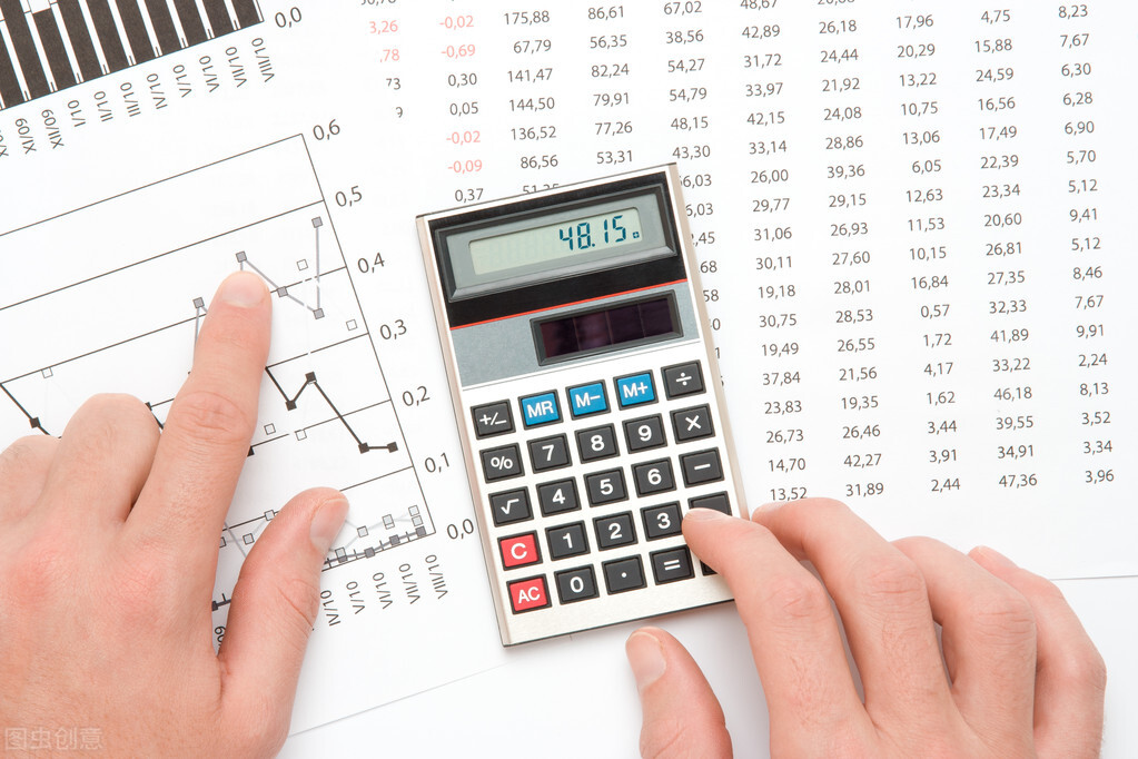 excel、wps表格/根据小数形式的出生年月计算周岁年龄