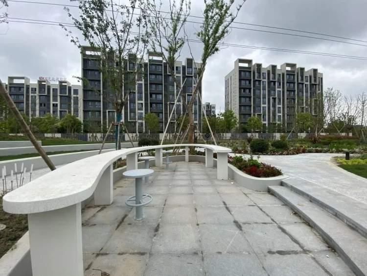 多功能公共座椅,公共户外多功能座椅