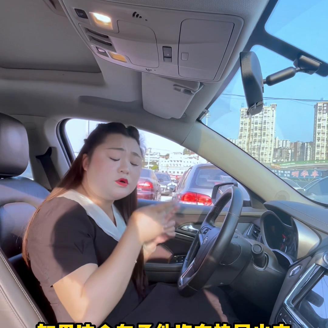 购买二手车跟车商签订合同,买二手车如何跟车贩子砍价