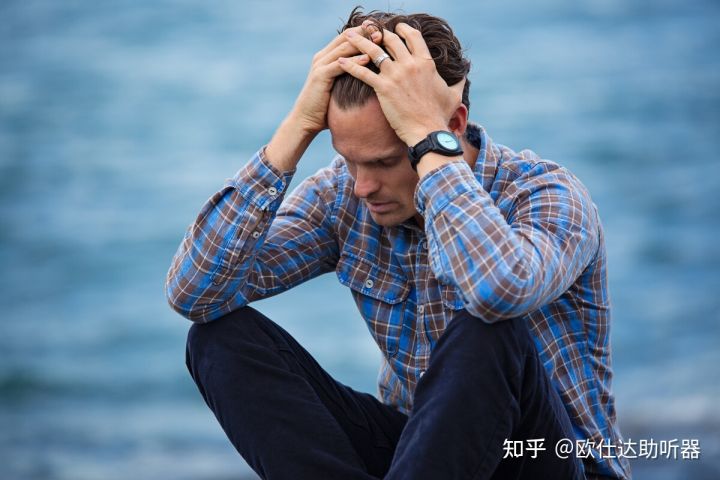 助听器如何帮你缓解耳鸣?