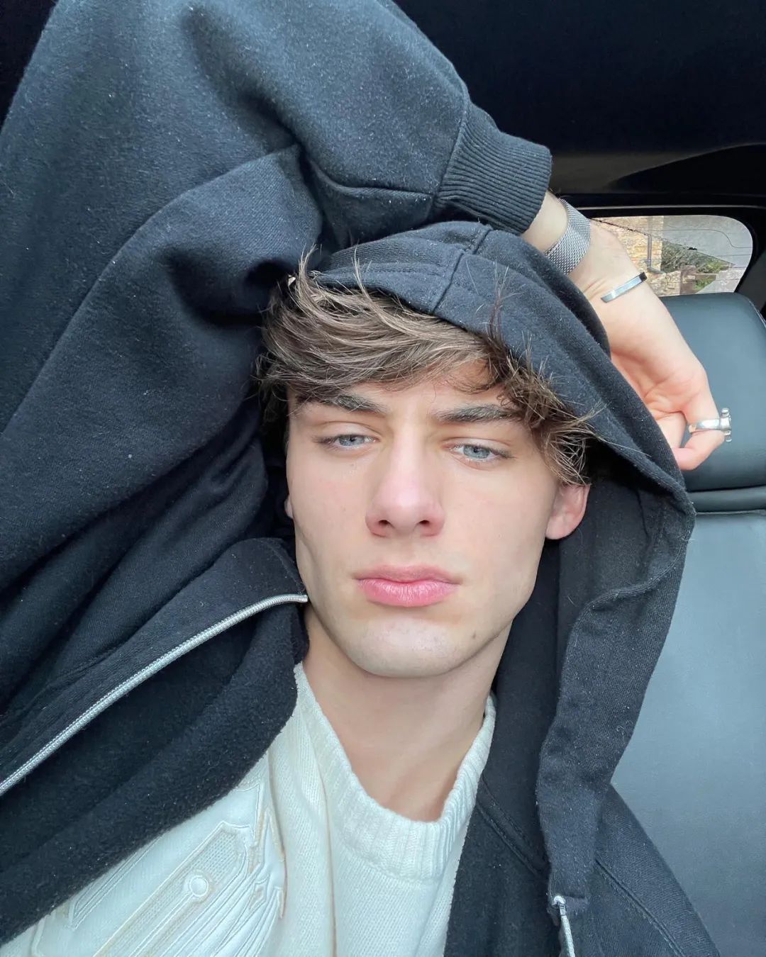 曾经颜值逆天的美少年,曾经的帅小伙如今已变了容颜