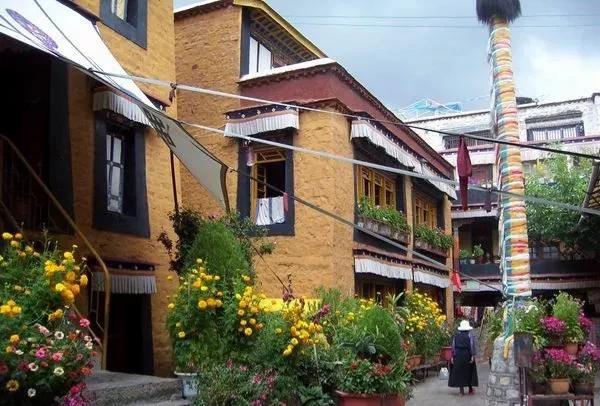 西藏无人区旅游攻略,2021西藏必火的7个旅行地此生必去