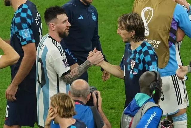 世界杯传奇巨星比赛,世界杯传奇人物视频