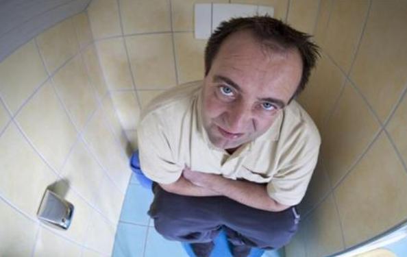 告诉爸妈这5种老年病不需要治疗,7种病属于老年病不用过度治疗