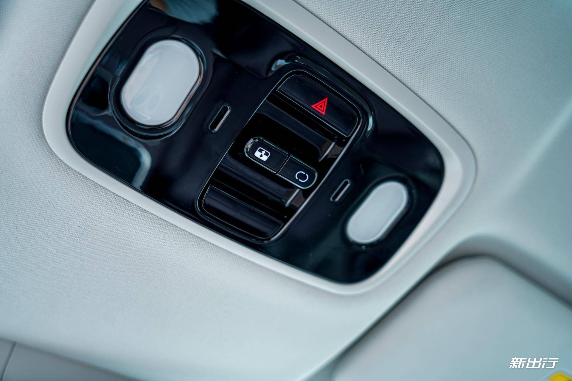 15万的中型SUV体验如何?静态实拍零跑23款C11