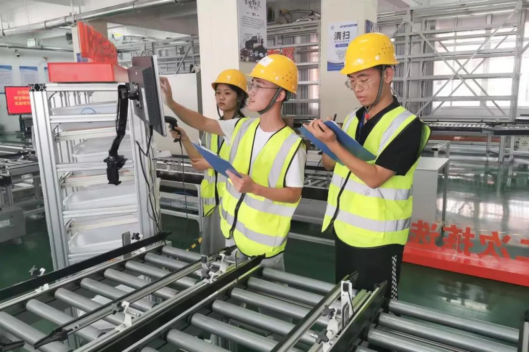 潍坊学院经营管理学院,潍坊职业学院连锁经营与管理