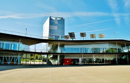 马德里自治大学英文名,西班牙公立马德里自治大学