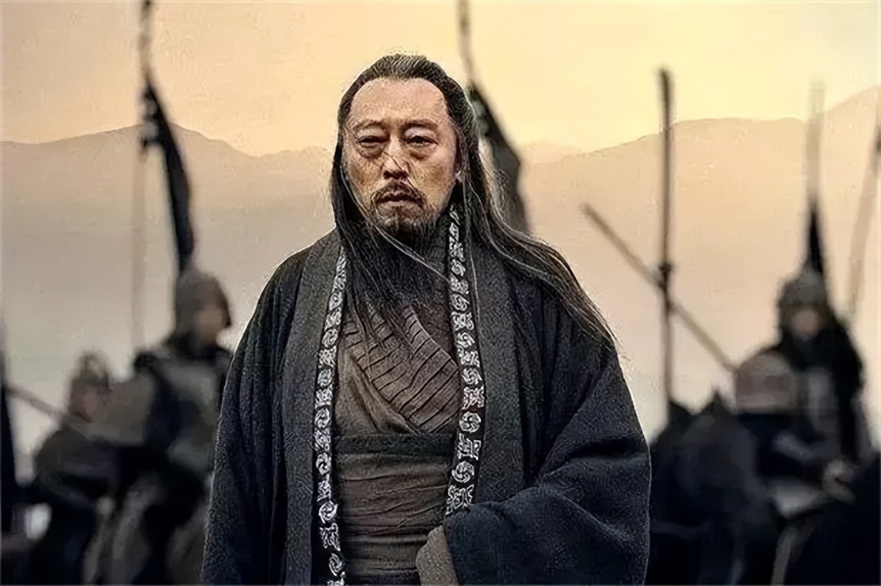 诸葛亮临死后司马懿痛哭,诸葛亮临死前安排谁吓走司马懿