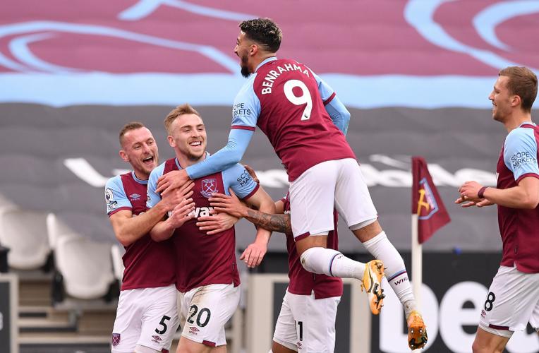 英超:曼联VS西汉姆联,压力给到莫耶斯,曼联是否主场拿下?