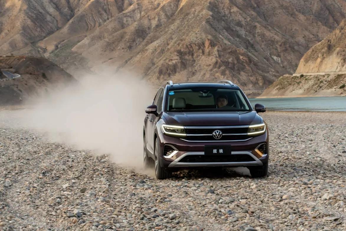 健美力量与美感动作,力量美感女性