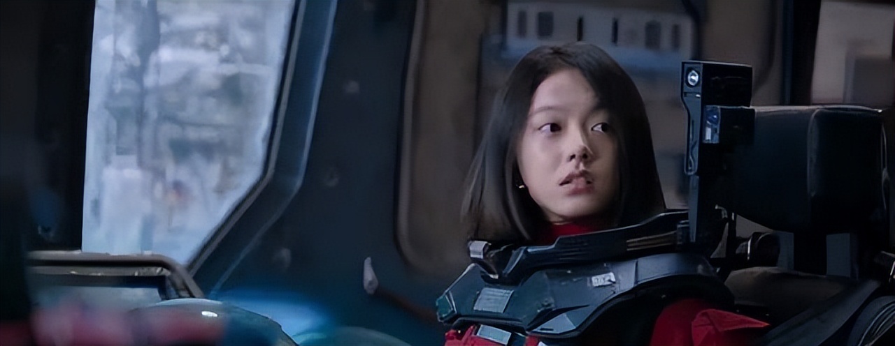 中国科幻电影流浪地球幕后感言,流浪地球硬核科幻中的人文情怀