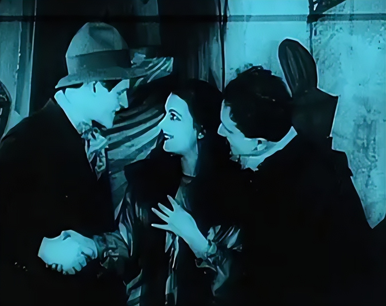 罗勃.韦恩导演用一部黑白电影,开创了德国表现主义电影的先河