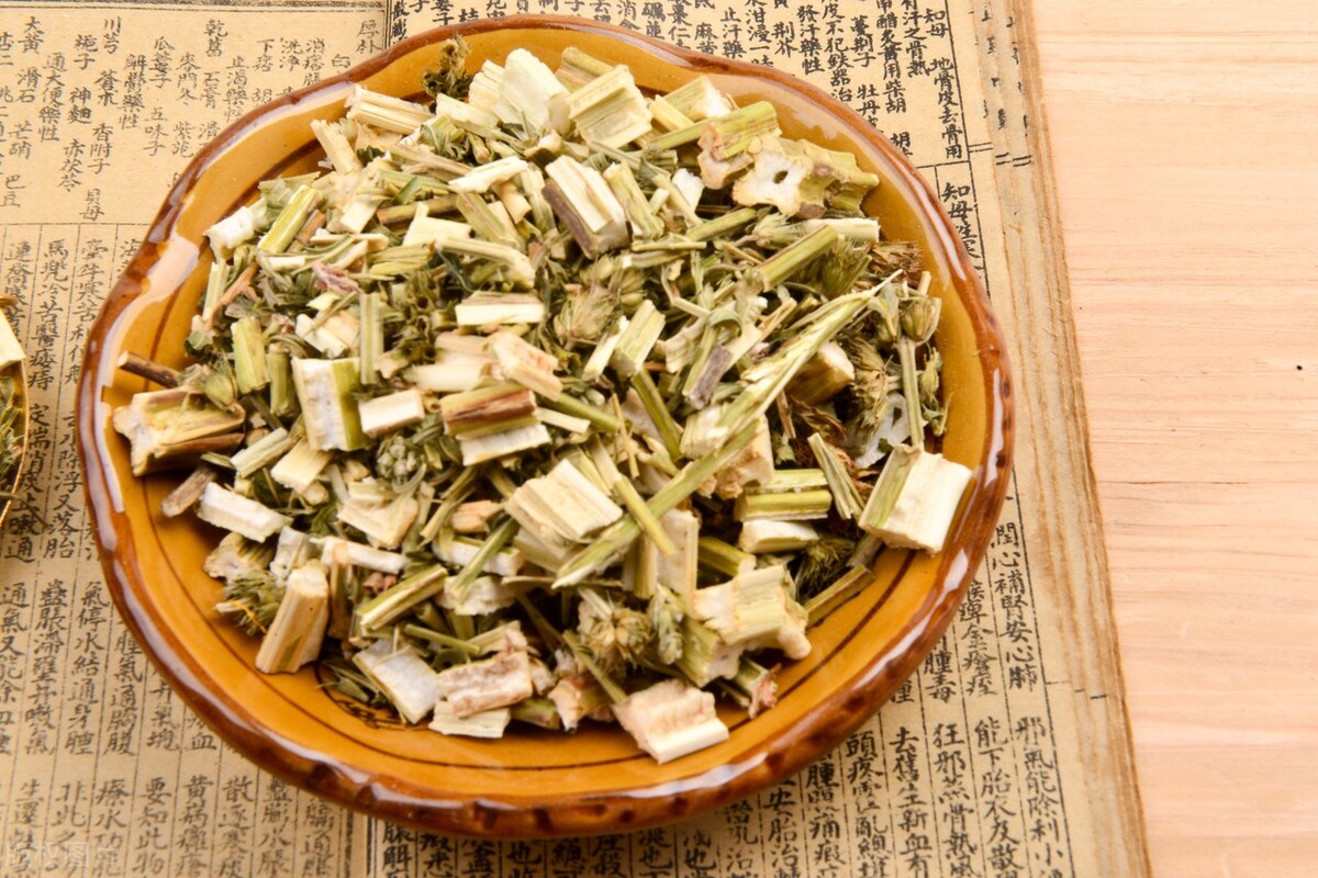 一张治“飞蚊症”的方子！清肝经、化湿热，让肝胆无火，眼中清净