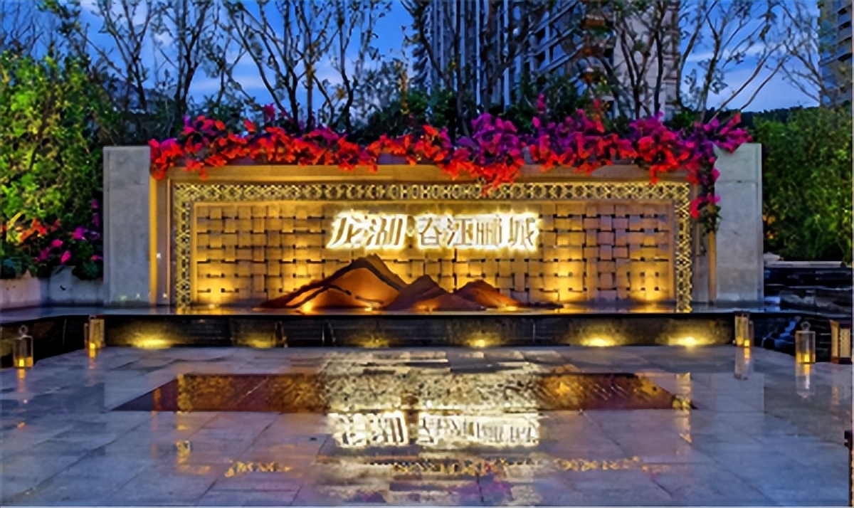 蔡奎和吴亚军离婚原因,蔡奎身价有多少亿