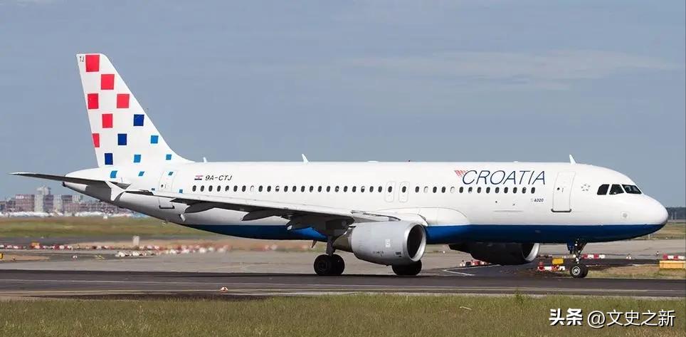 克罗地亚总统科琳达和普京,克罗地亚总统科琳达观看球赛