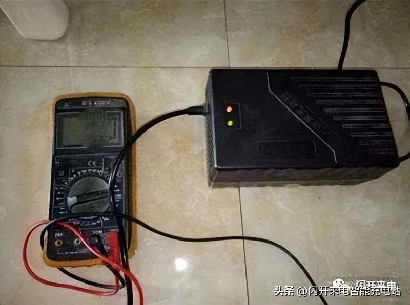 电动车充电器充满不跳灯咋回事,充电器充电不跳灯是什么原因