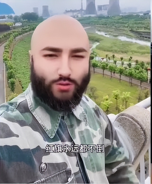 他在河南，靠假装在俄乌前线吸粉40万，坑骗无数中国人