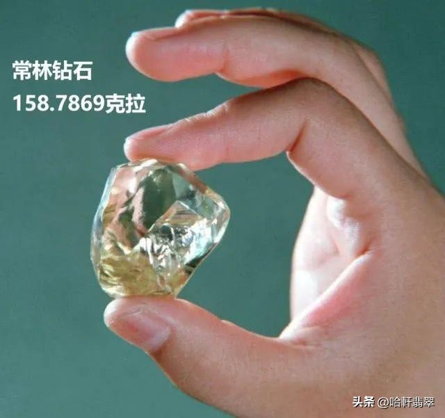 黄钻红宝石翡翠哪个更有收藏价值,黄色翡翠和黄龙玉比较哪个好