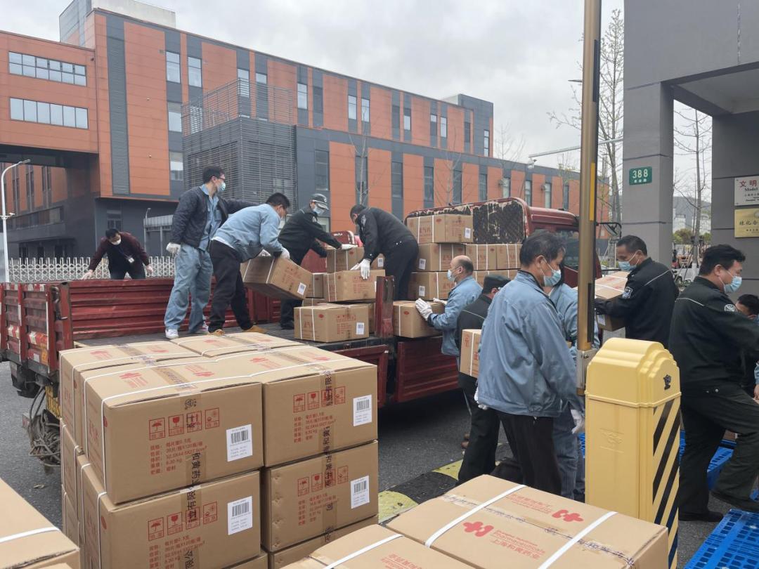 同心协力助力抗疫,坚守抗疫一线参与抗疫工作