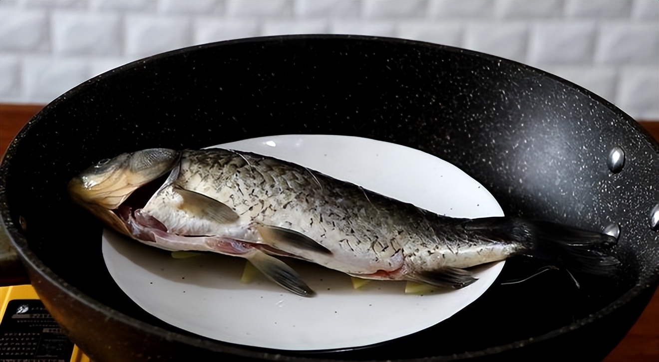 三月鲫什么时候吃,为啥不能吃三月鲫